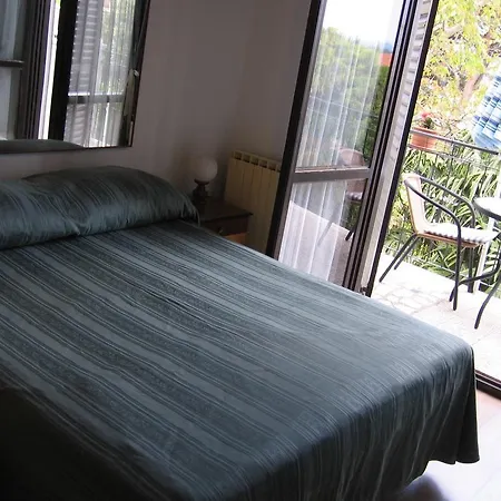 伊娃公寓 罗维尼