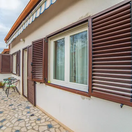 Iva Apartment